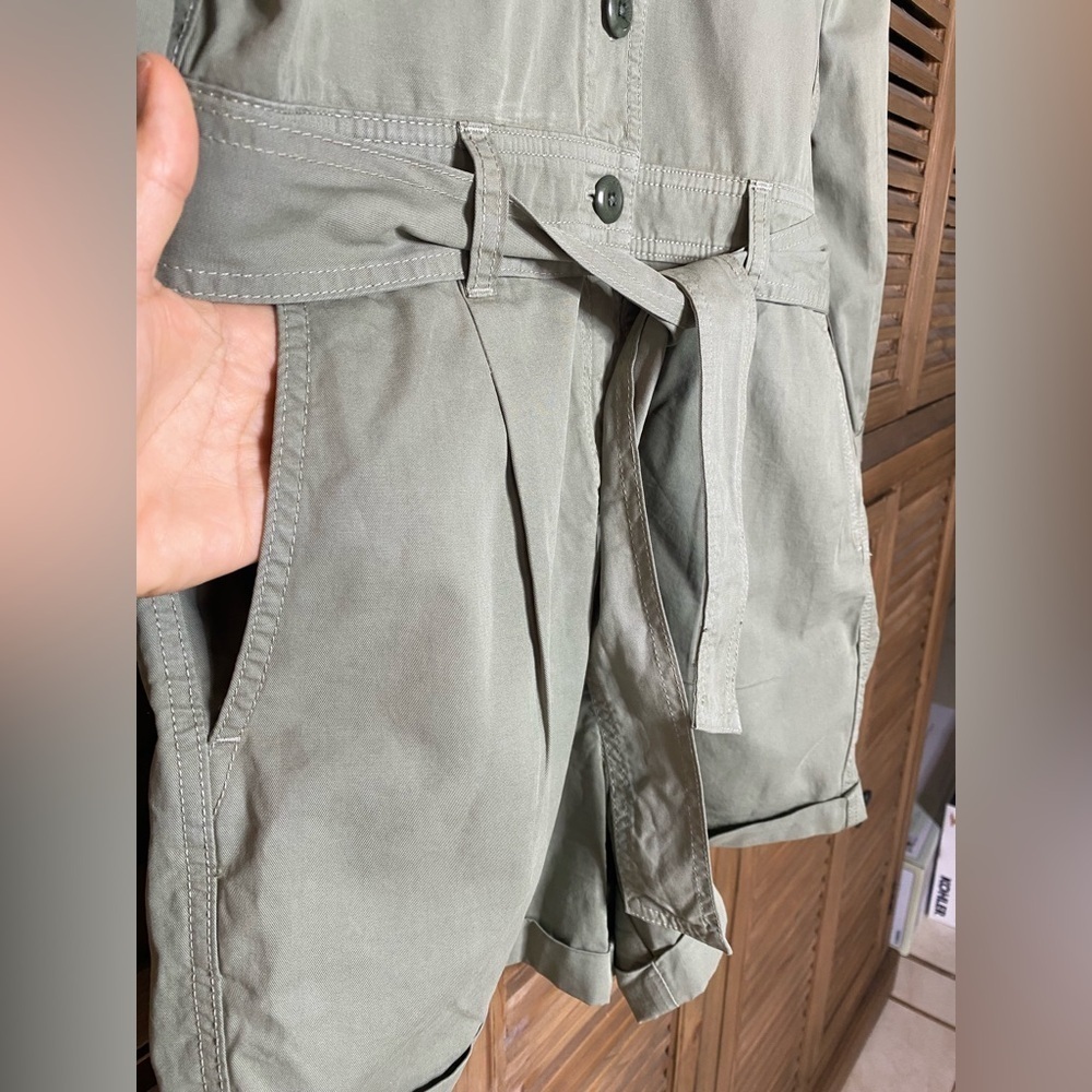 J.Crew khaki foundry Chino short classic coveralls long sleeve romper size 6 - Picture 9 of 11